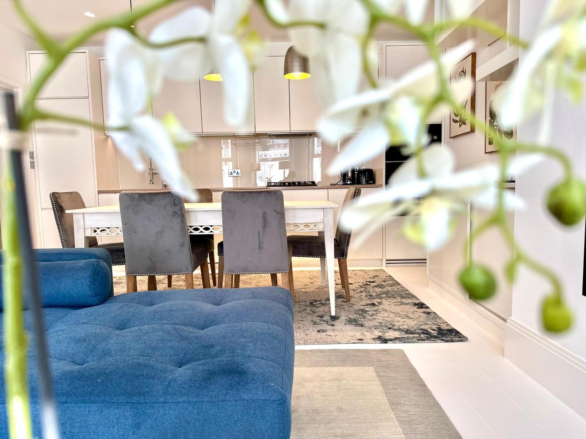 Stylish Apartment With Bbq Kensington London Exteriör bild